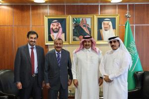 بن بريك والبيض يبحثان مع السفير السعودي مستجدات حضرموت وسبل دعم التنمية والاستقرار