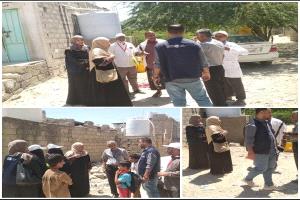 فريق إشرافي من وزارة الصحة ينفذ نزولاً ميدانياً لمتابعة نشاط التوعية والتحصين في مديرية مودية