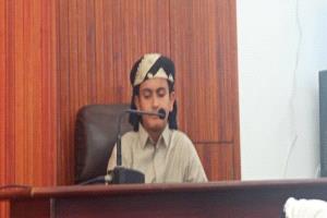 مدرسة عبدالقادر باشنفر للقرآن الكريم تكرّم طالبًا أتم حفظ القرآن الكريم