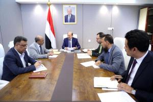 رئيس الوزراء يترأس اجتماعاً للجنة إدارة الأزمات لمناقشة تحديات قطاع الطاقة والخدمات