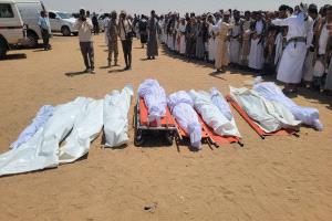 تشييع رسمي وشعبي لجثامين 10شهداء من اسرة واحدة بمارب