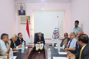 وزير التعليم العالي يناقش إقرار الإطار المرجعي لإنشاء شبكة مكاتب العلاقات الدولية