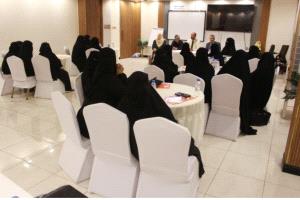 المدير العام لمديرية المكلا يدشن ورشة بناء قدرات عضوات اللجان المجتمعية حول مهارات حل النزاعات