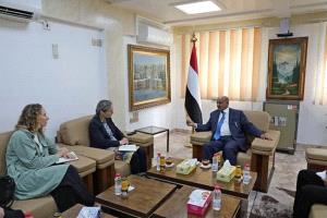 محافظ البنك يبحث مع سفيرة هولندا علاقات التعاون دعم الاستقرار الاقتصاد