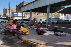 استياء من تواجد أفارقة نائمين في محيط فرزة المنصورة ومناطق بعدن