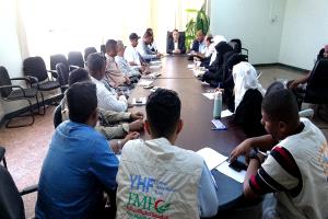 الأمين العام للمجلس المحلي بأبين يؤكد ان المحافظة آمنة ويدعو لتوسيع التدخلات الإنسانية لدعم النازحين والمجتمع المضيف