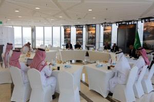 تطورات إقليمية تدفع قياديًا في الانتقالي للمطالبة بتأجيل الحوار الجنوبي في الرياض