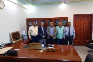 وزير التربية يلتقي وفدًا من نقابة المعلمين اليمنيين في العاصمة عدن