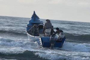 الاتحاد السمكي بشبوة يوضح مستجدات البحث عن الصيادين المفقودين ويؤكد استئناف العمليات عند تحسن الطقس