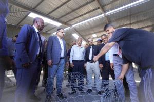 وزير الزراعة والري يطلع على عدد من المرافق والمشاريع التابعة للوزارة في عدن