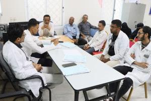 الدكتور العمودي يدعو مواطني حضرموت الوادي والصحراء المتخلفين والممتنعين بأخذ اللقاحات لتحصين أطفالهم من امراض الطفولة القاتلة