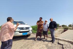 ​مدير عام تبن يرافق الفريق الهندسي التابع للصندوق الاجتماعي في نزول ميداني لقناة بيزج