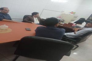 أمين عام محلي خورمكسر يطلع على أداء المجمع الصحي بالمديرية ويؤكد ضرورة تحسين جودة الخدمات الطبية