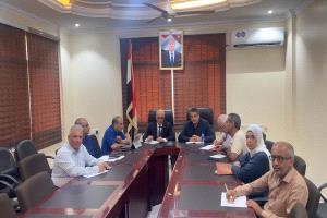 الوزيران الشرجبي ودماج يبحثان مع البنك الدولي مشروع ترميم صهاريج عدن