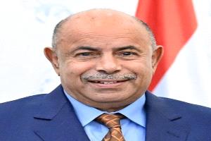 الخنبشي يصدر قرارات جديدة لإدارة قطاع النظافة بساحل حضرموت