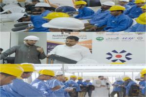 كلية المجتمع بسيئون تنفذ زيارة ميدانية لطلاب الطاقة الشمسية إلى شركة الحبشي إخوان