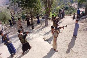 الحو_ثيون يصعّدون استهداف المعلمين على خلفية الرواتب ورفض تجنيد الطلاب