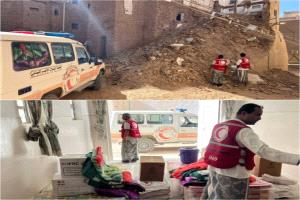 الهلال الأحمر بحضرموت يقدّم إغاثة عاجلة لأسرة فقدت منزلها بسيئون