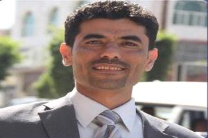 كاتب يفجرها: "هيكلة الجيش" شرط أحزاب اللقاء المشترك بقيادة الإصلاح للتوقيع على المبادرة الخليجية