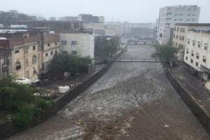 تحذير عاجل من سيول جارفة في تعز.. دعوات للابتعاد عن مجاري المياه