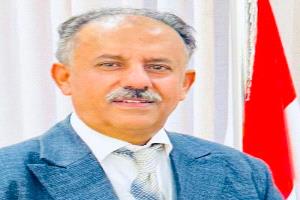 مستشار وزير الإعلام: “في اليمن مسلمين فقط.. مافي إخوان مسلمين”.. دعوة لتوحيد الصف وتحرير صنعاء