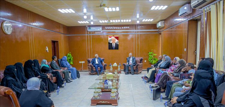 لتدشين الدورة الثانية للتصنيف الوطني.. جامعة عدن تستقبل لجنة من وزارة التعليم العالي