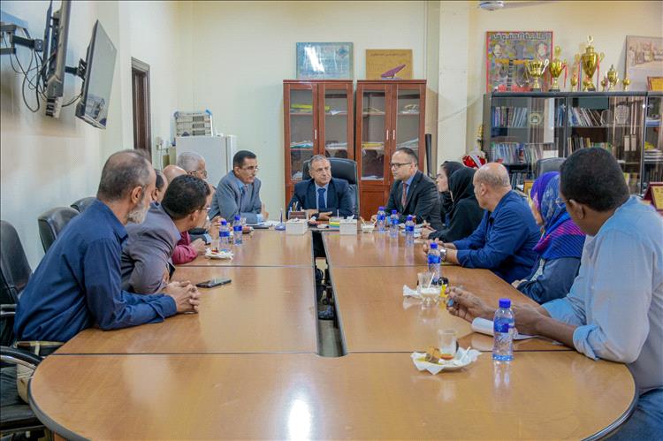 جامعة عدن والمفوضية السامية للأمم المتحدة لشؤون اللاجئين تناقشان تعزيز التعاون الأكاديمي في مجال القانون الدولي وحماية اللاجئين