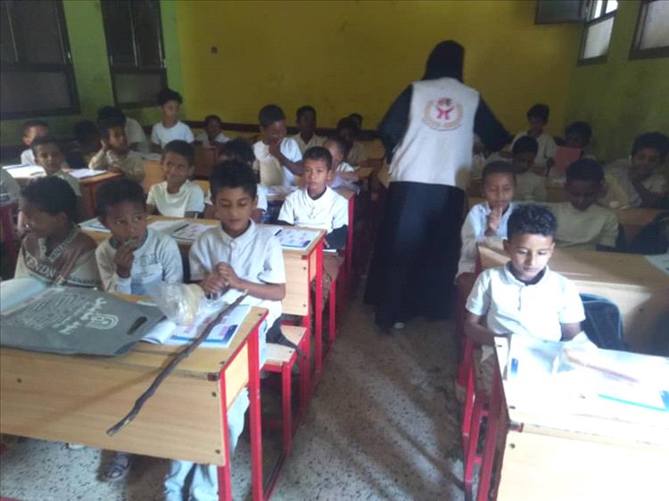 مؤسسة المحروسة الخيرية توزع 100 وجبة إفطار لطلاب مدرسة عمار بنين بالحوطة 