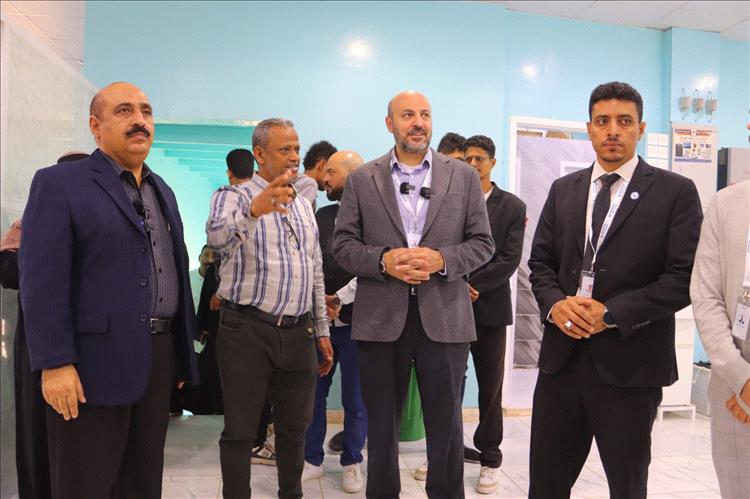 مدير تربية ساحل حضرموت يستقبل وفد منظمة رحمة حول العالم للإغاثة والتنمية لتعزيز أوجه التعاون المشترك بين الجانبين