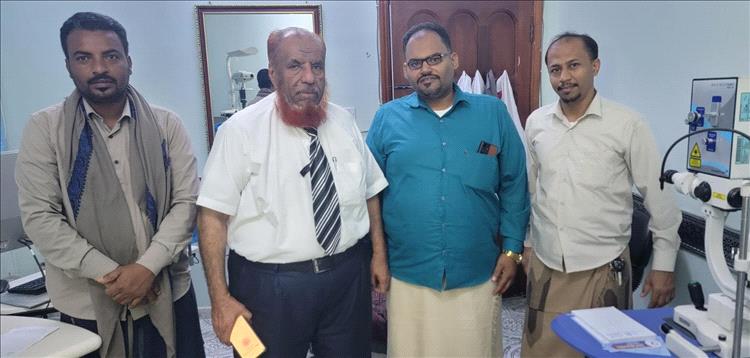 رئيس اللجنة الشبابية بالعقاد يستعرض ترتيبات العيادة الرمضانية مع مدير مستشفى بن زيلع الحديث