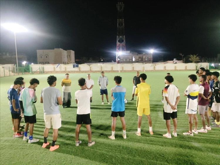 منتخب سقطرى يستأنف تدريباته في حديبو استعدادًا للاستحقاقات القادمة