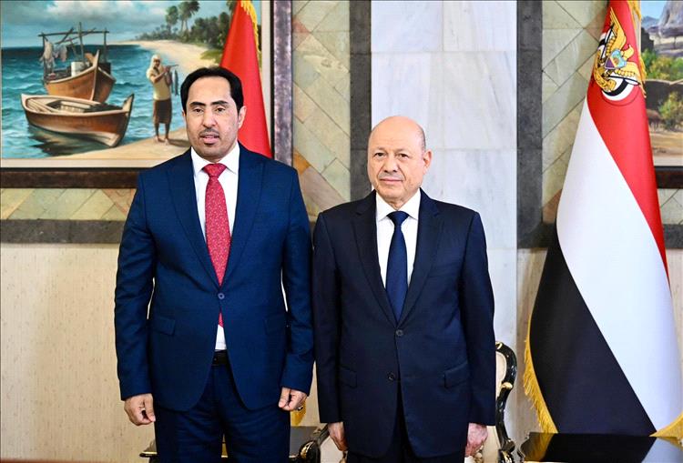 الاتحاد اليمني للمبارزة يهنئ الاستاذ نايف البكري بمناسبة تجديد الثقة وزيراً للشباب والرياضة