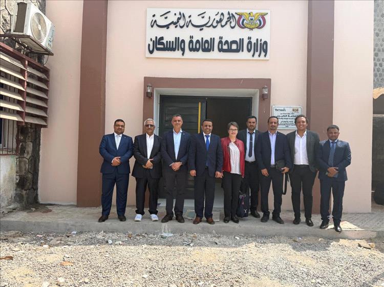 برئاسة الدكتور الوليدي اجتماع صحي لفريقي وزارة الصحة ومكتب الأمم المتحدة للمخدرات والجريمة