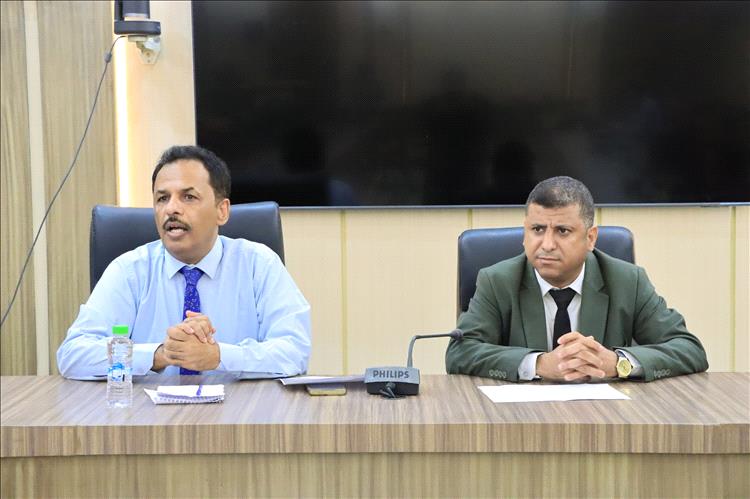 الزراعة والأسماك والصناعة والتجارة يناقشان متابعة آليات تسويق الأسماك بعدن