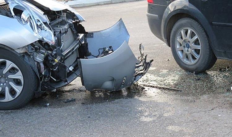 وفاة واصابة 14 شخصا بحوادث مرورية