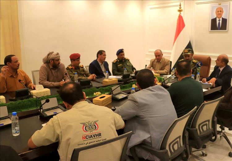 مأرب: اللجنة الوطنية للتحقيق تلتقي قيادات السلطة المحلية والقضائية والأمنية وتزور السجن الاحتياطي