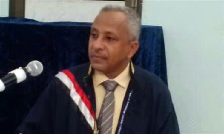 الدكتور محمد الرقيبي يهنئ المهندس حسين العقربي بتعيينه وزيرًا للأشغال العامة والطرق