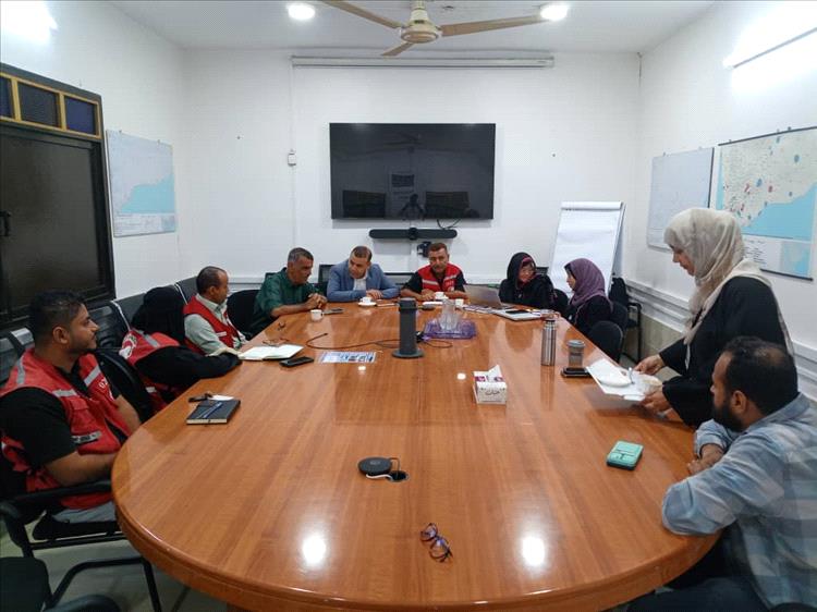 الهلال الأحمر واللجنة الدولية يبحثان في عدن ترتيبات تبادل الأسرى