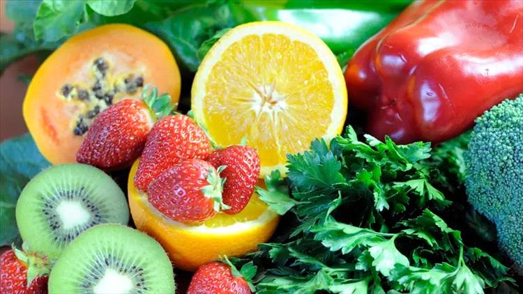 11 خضارًا تمنحك جرعة فيتامين C كاملة.. وطريقة الطهي قد تدمّرها