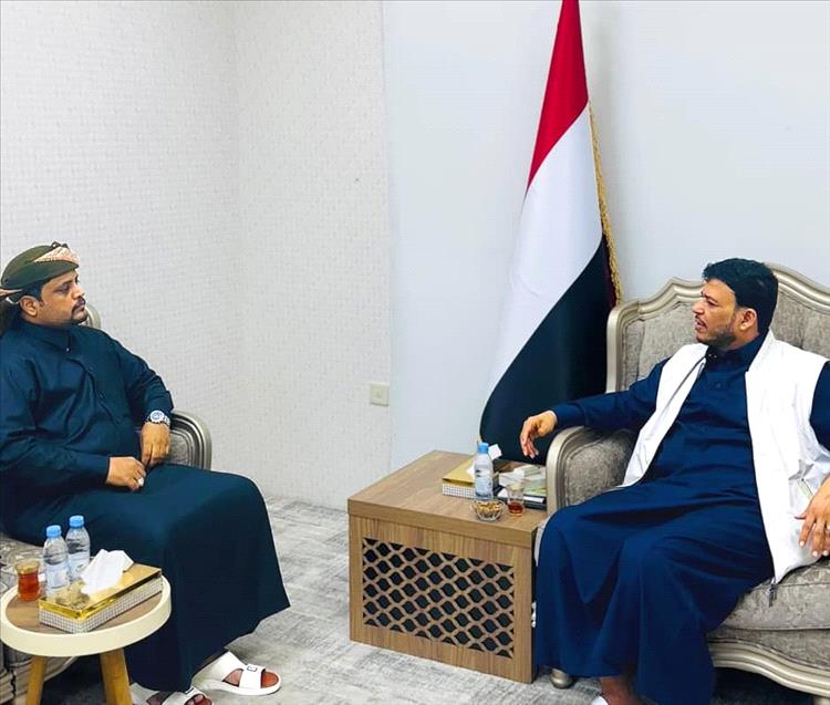 العليمي والمهري يستعرضان خطة تحديث المعاهد الفنية والتقنية