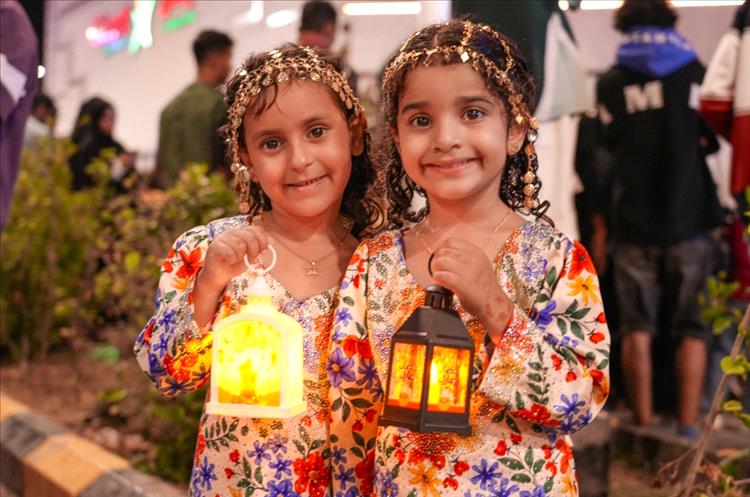 فرح يسبق رمضان.. أطفال عدن يرسمون لوحة احتفالية مبهجة في ساحة عدن مول