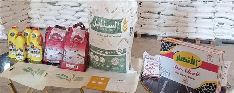 مؤسسة ماجد السعدي للتجارة تنجح في توريد السلال الغذائية لـ 1880 أسرة في عدن 