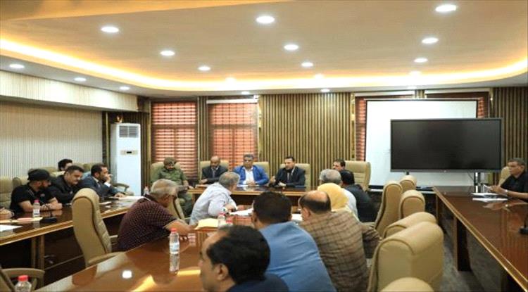 برئاسة المحافظ عبدالرحمن شيخ.. المكتب التنفيذي بعدن يرفع جاهزيته لاستقبال رمضان