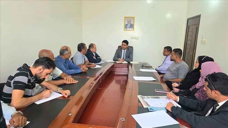 وزير حقوق الانسان يناقش تحديد أولويات المرحلة المقبلة وخطة العمل في الوزارة