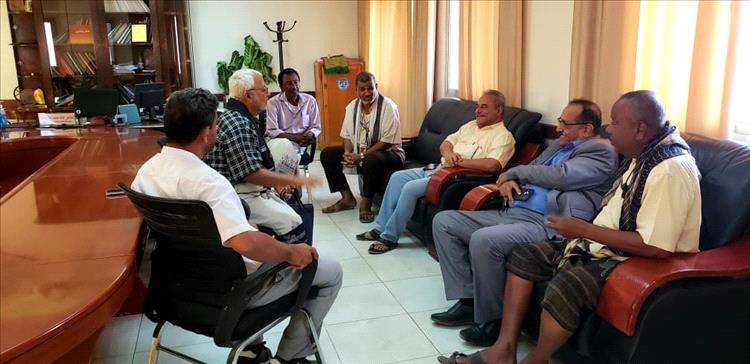 نائب محافظ لحج يتفقد مستوى الدوام بشهر رمضان ويشيد بمستوى الانضباط بمكتب الصحة بالمحافظة