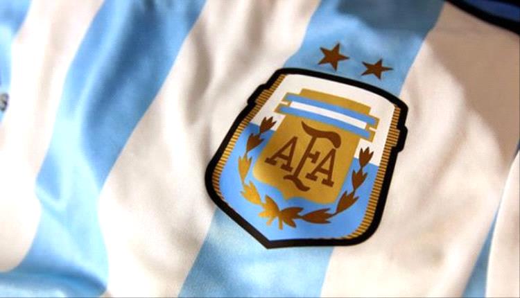 محكمة أرجنتينية تمنع رئيس اتحاد الكرة من السفر وتستدعيه للتحقيق