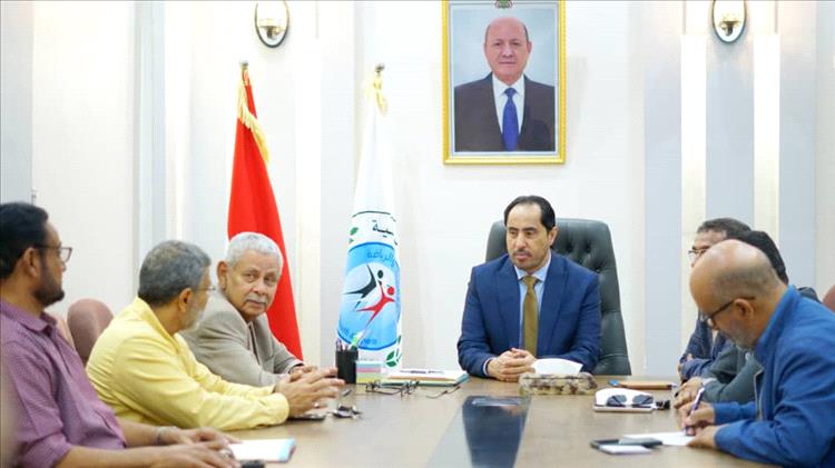 الوزير البكري يوجّه مكتب عدن بالبدء في ترتيبات انطلاق بطولة المريسي الرمضانية