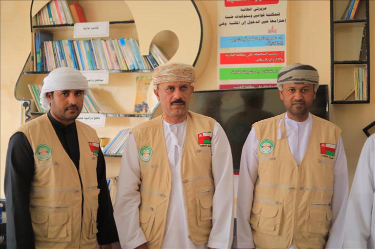 استكمال صرف الحوافز العُمانية للطواقم التعليمية في المهرة