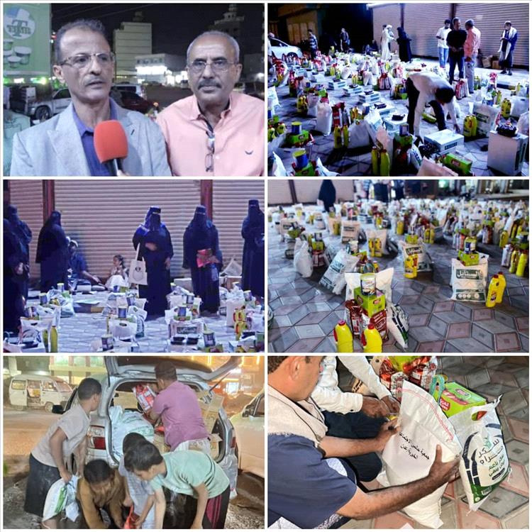 وكيل وزارة الشؤون الاجتماعية يشهد توزيع السلال الغذائية للأسر الفقيرة في عدن ولحج وأبين