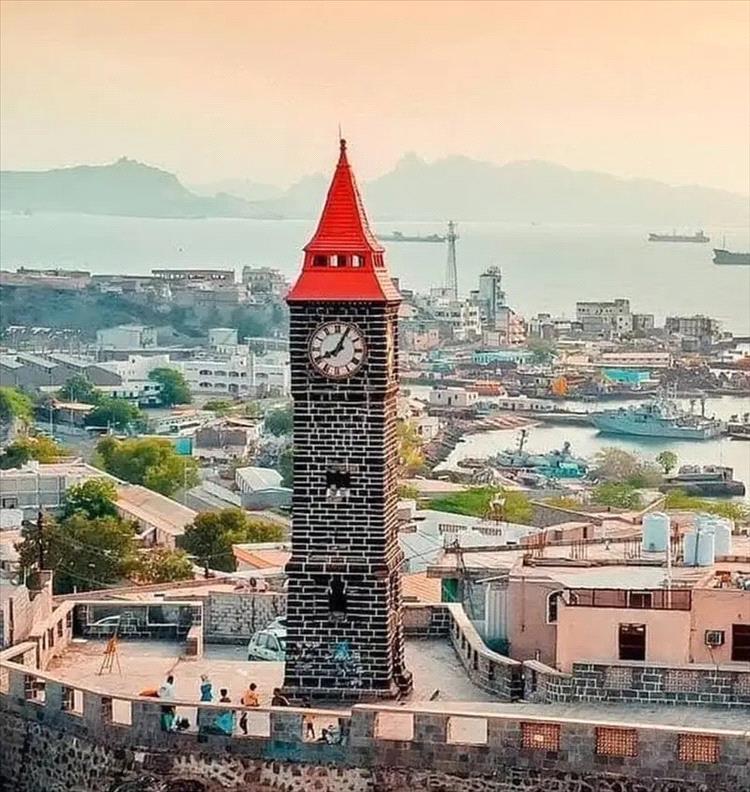 ضبط 3 متهمين بجريمة تزوير جوازات في عدن